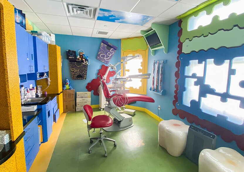 More Photos Of 115 Main St, Tuckahoe Medical For Sale