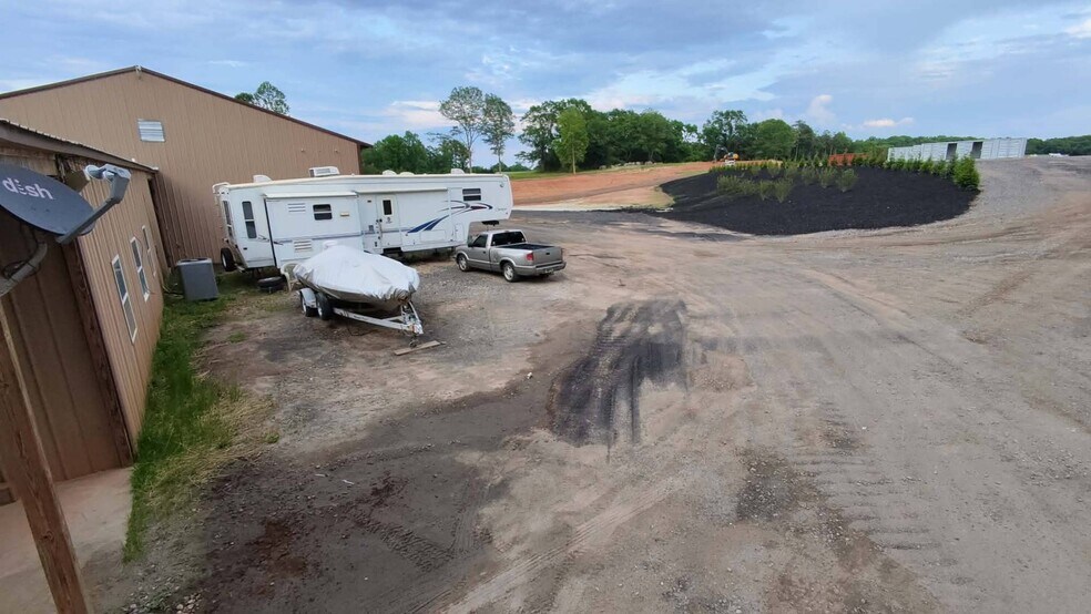More Photos Of 3902 Belmont Hwy, Talmo Industrial For Sale