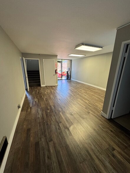 More Photos Of 1206 S Amphlett Blvd, San Mateo Warehouse For Lease