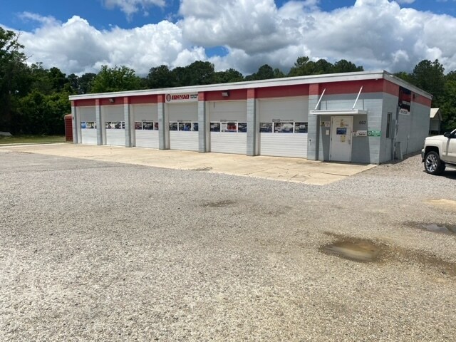 More Photos Of 663 Horseshoe Rd, Fayetteville Auto Salvage Facility For Sale