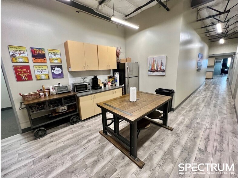 More Photos Of 28338 Constellation Rd, Valencia Loft Creative Space For Sale