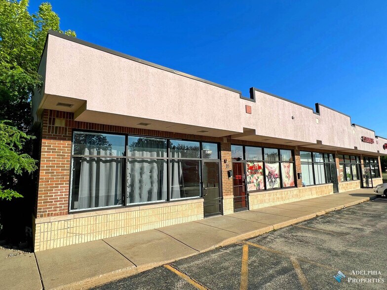 More Photos Of 300 Glen Ellyn Rd, Bloomingdale Unknown For Lease