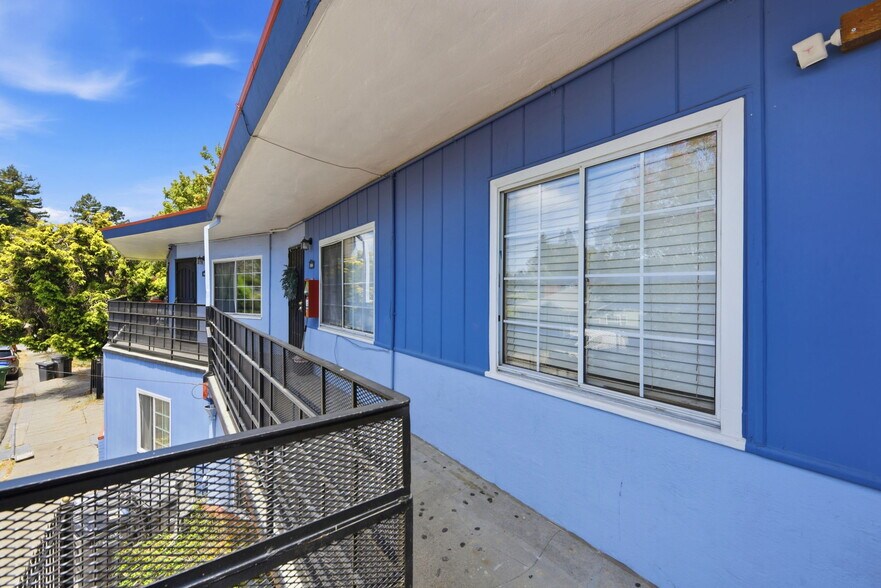 More Photos Of 3050-3058 Davis St, Oakland Apartments For Sale