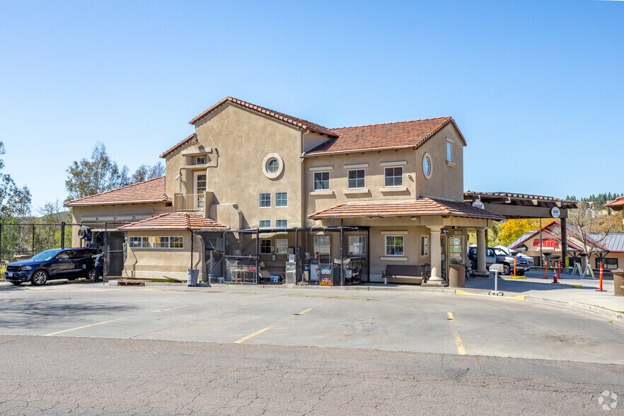 More Photos Of 14705-14969 Pomerado Rd, Poway Unknown For Sale