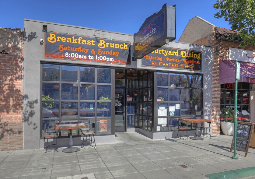 Primary Photo Of 817 E Main St, Santa Paula Storefront For Sale