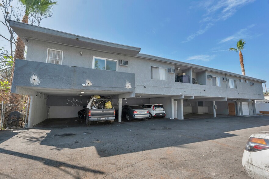 More Photos Of 13825 Vanowen St, Van Nuys Apartments For Sale