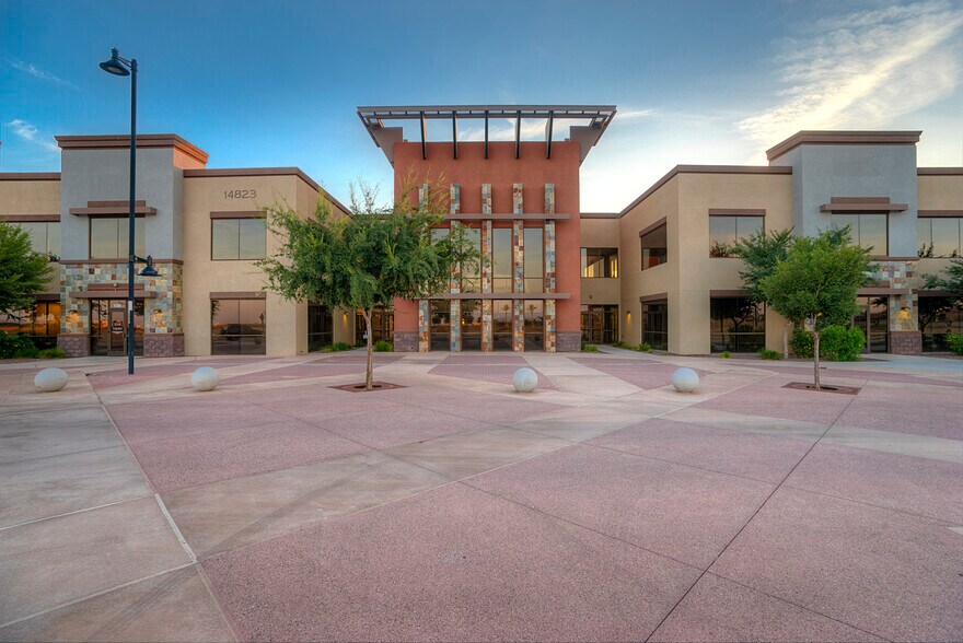 Primary Photo Of 14823 W Bell Rd, Surprise Unknown For Lease