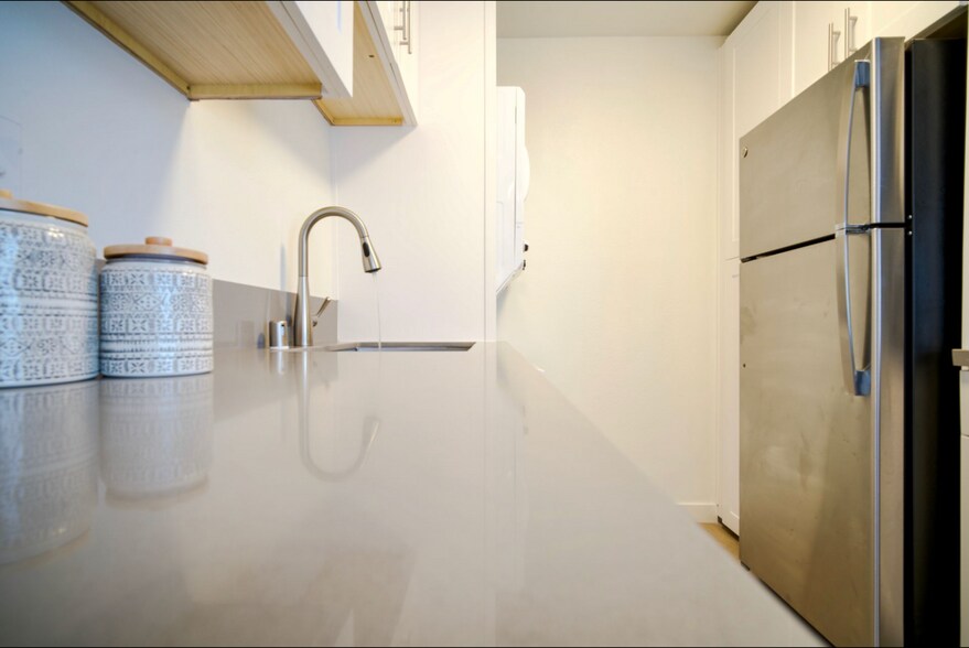 More Photos Of 5331 Cahuenga Blvd, North Hollywood Apartments For Sale