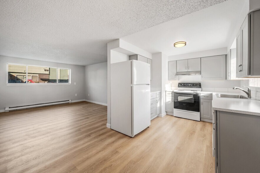 More Photos Of 2411 N Cincinnati St, Spokane Apartments For Sale