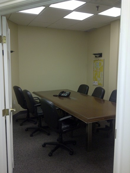 More Photos Of 4000 Steeles Ave W, Vaughan Office For Sale