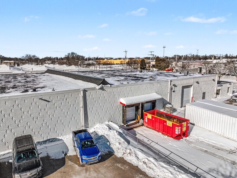 More Photos Of 5515 W Florist Ave, Milwaukee Warehouse For Sale