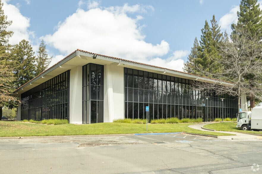More Photos Of 10961 Sun Center Dr, Rancho Cordova Office For Sale