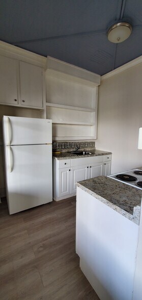 More Photos Of 149 2nd Ave, Troy Apartments For Sale