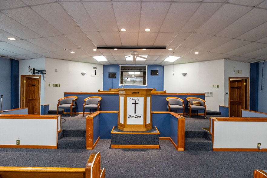 More Photos Of 3429 Prospect St, Indianapolis Religious Facility For Sale