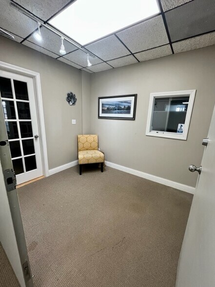 More Photos Of 121 Talcott Rd, West Hartford Office For Sale