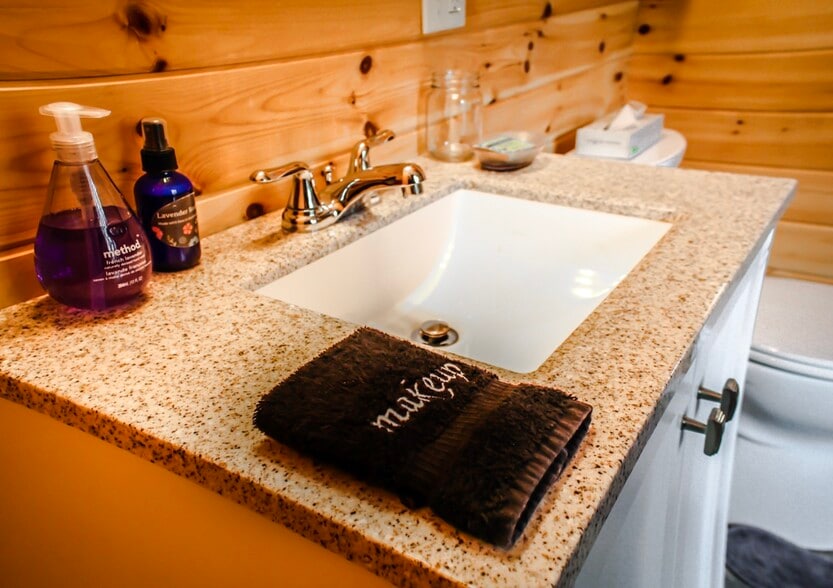 More Photos Of 200 Seal Cove Rd, Southwest Harbor Hotel For Sale