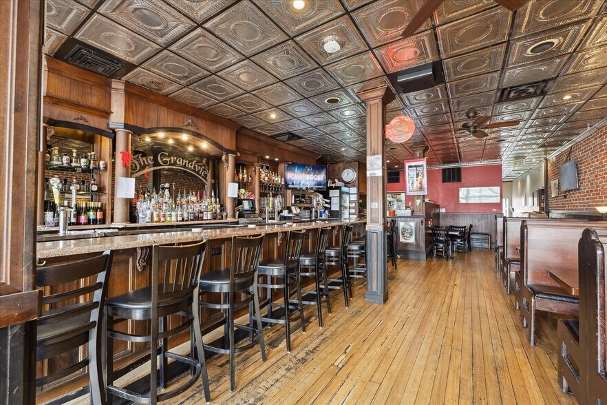 More Photos Of 7427 W Grandview Ave, Arvada Storefront For Sale