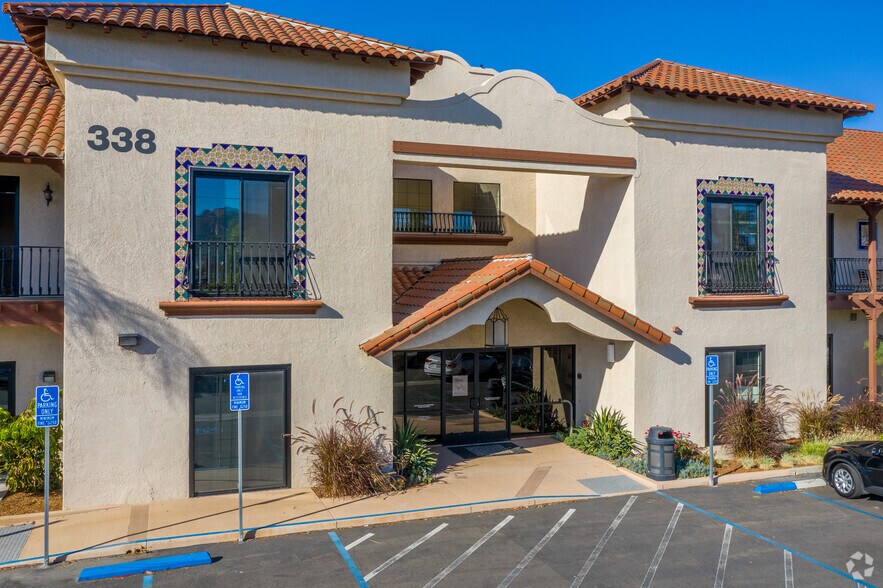 More Photos Of 338 Via Vera Cruz, San Marcos Medical For Lease