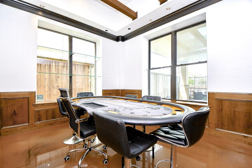 More Photos Of 4119 Allen St, Houston Office For Sale