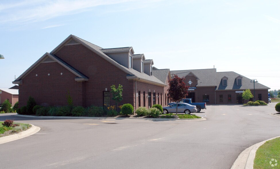 More Photos Of 672 N Milford Rd, Highland Research And Development For Lease