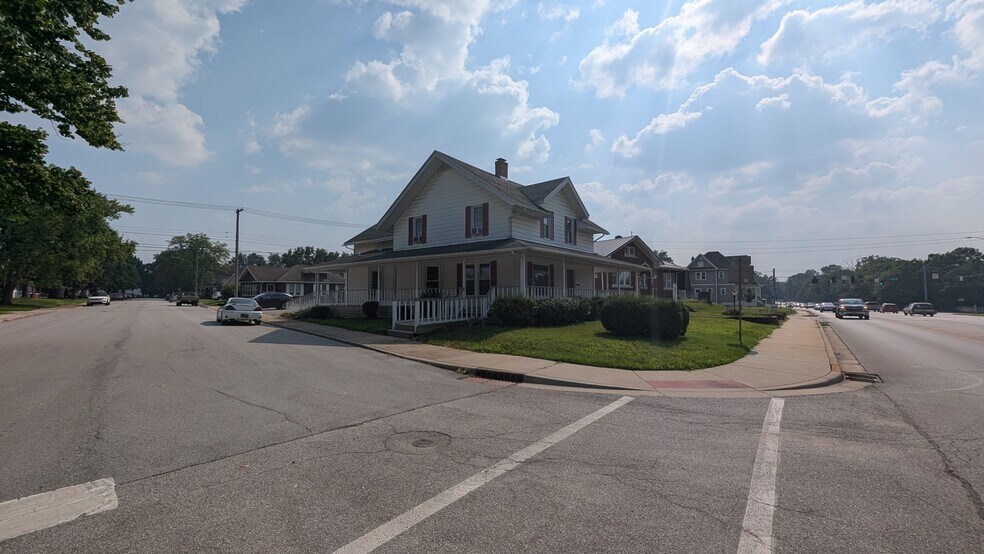Primary Photo Of 1201 Lincolnway W, Mishawaka Medical For Sale
