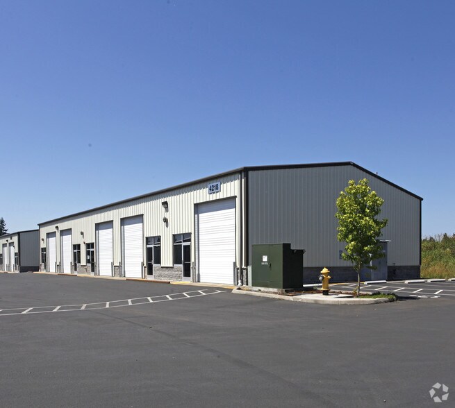More Photos Of 4216 NE Minnehaha St, Vancouver Warehouse For Lease
