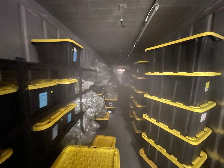 More Photos Of 41900 Executive Dr, Harrison Township Manufacturing For Sale