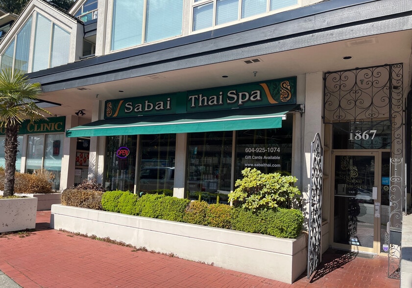 More Photos Of 1867-1873 Marine Dr, West Vancouver Storefront Retail Residential For Sale