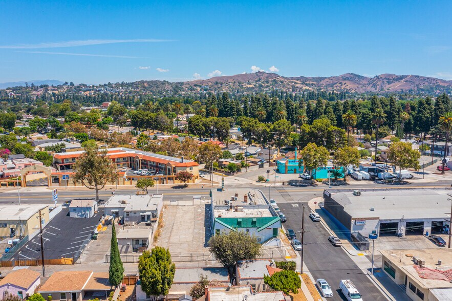 More Photos Of 11456-11464 Whittier Blvd, Whittier Restaurant For Sale