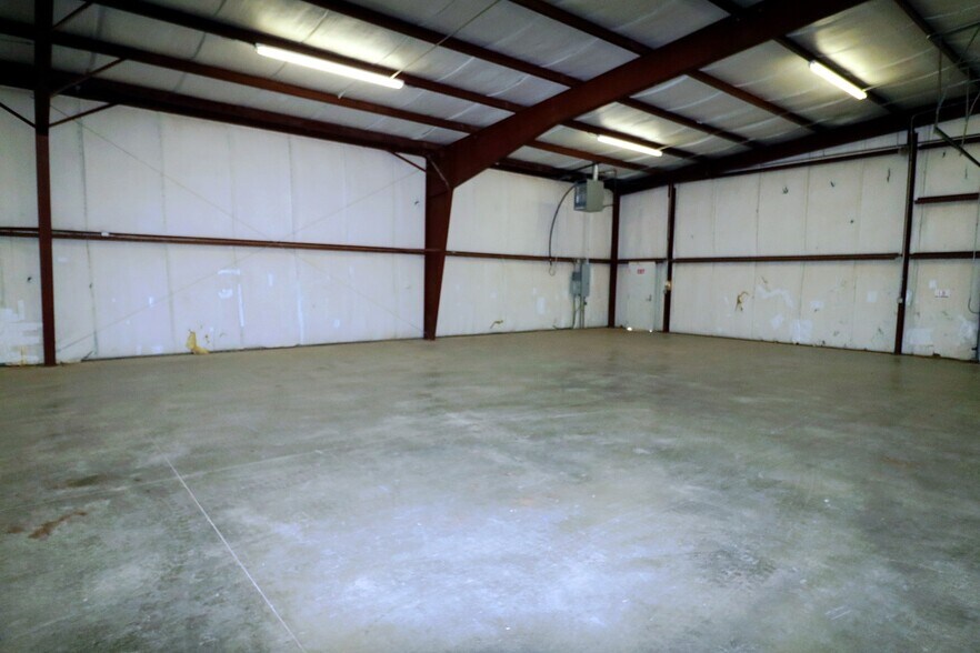 More Photos Of 2011 Industrial Rd, Cortez Manufacturing For Lease