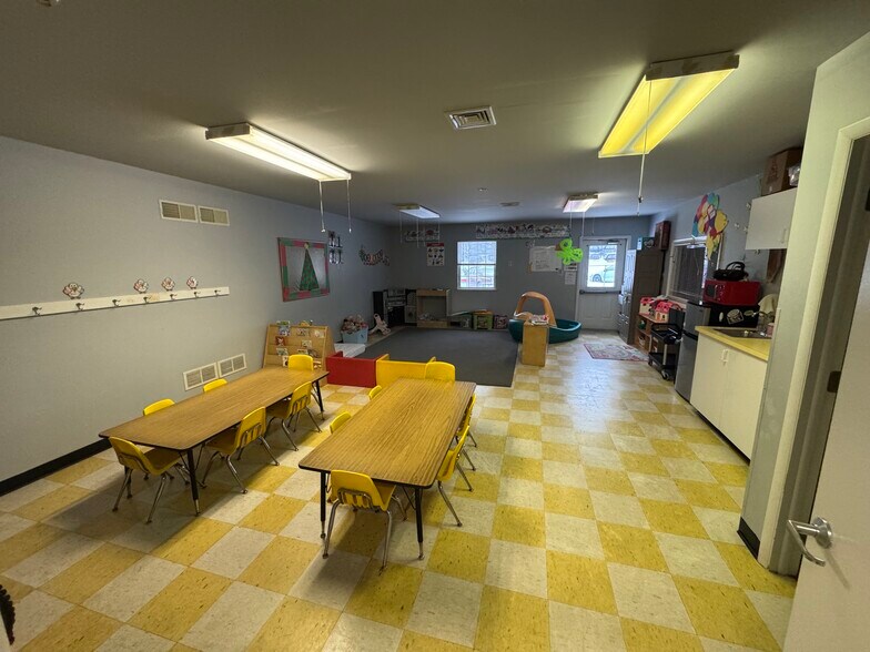 More Photos Of 625 Chambers Rd, York Daycare Center For Lease