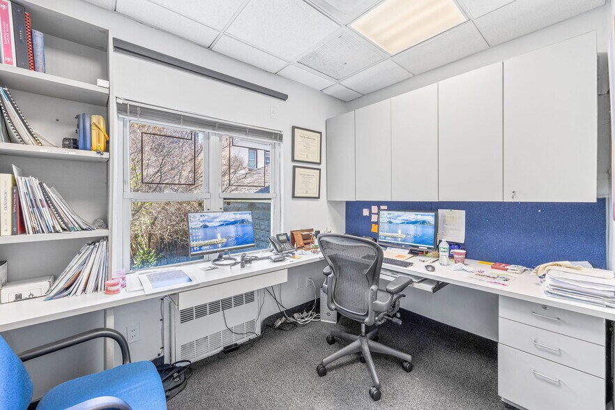 More Photos Of 2053 E 16th St, Brooklyn Flex For Sale