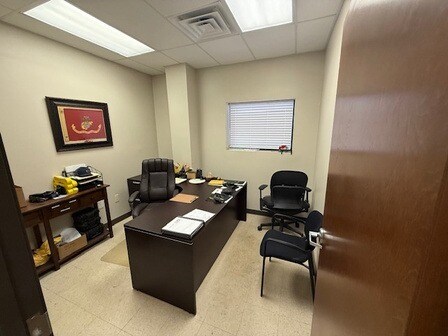 More Photos Of 4792 CR 430, Pleasanton Warehouse For Lease