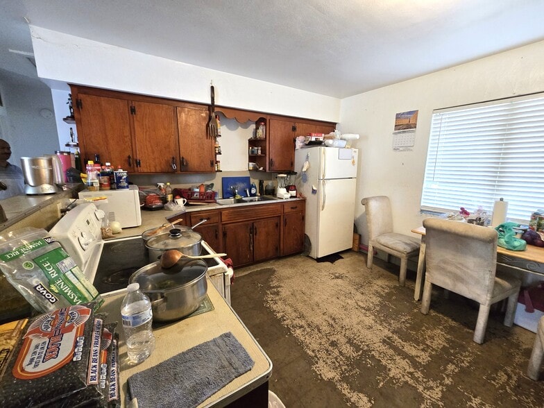 More Photos Of 912 Pearl Mary Cir, Plant City Apartments For Sale