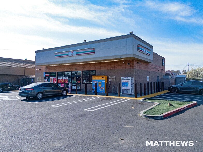 More Photos Of 3225 Mchenry Ave, Modesto Convenience Store For Sale