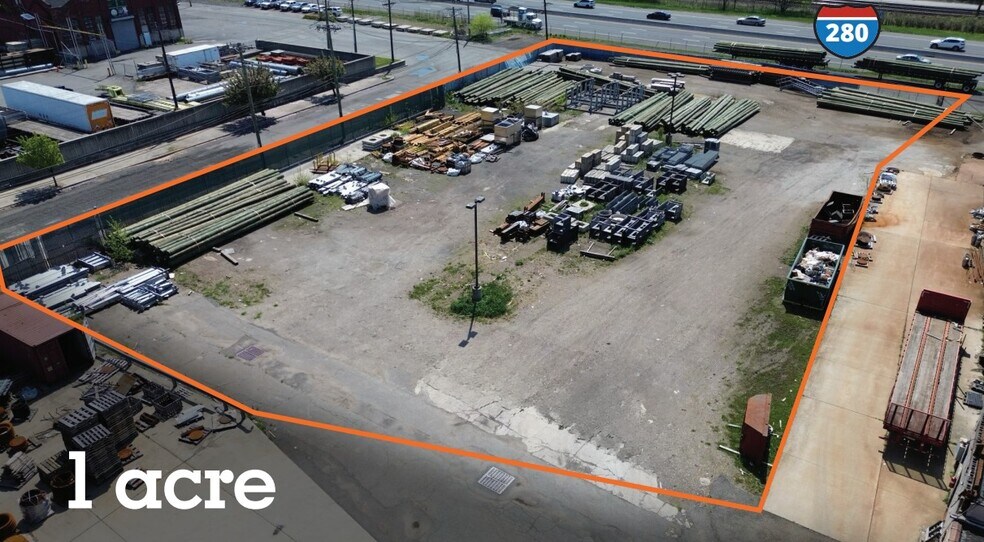 More Photos Of 800 Bergen St, Harrison Land For Lease