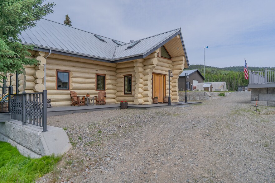 More Photos Of Quartz Lake, Delta Junction Lodge Meeting Hall For Sale