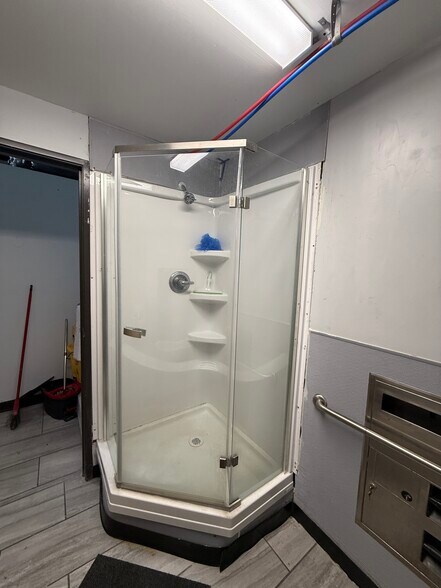 More Photos Of 3521 Main St, Chula Vista Manufacturing For Lease