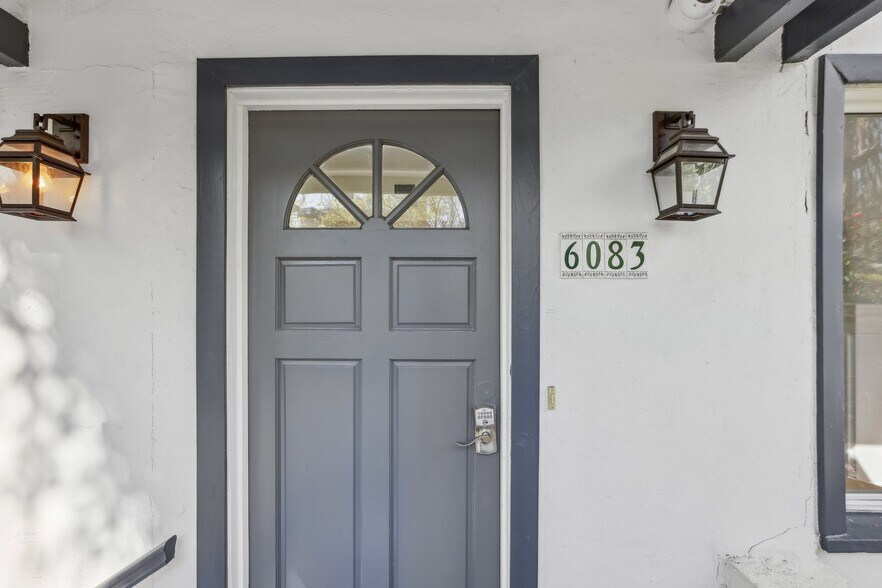 More Photos Of 6082 Selma Ave, Los Angeles Rehabilitation Center For Lease