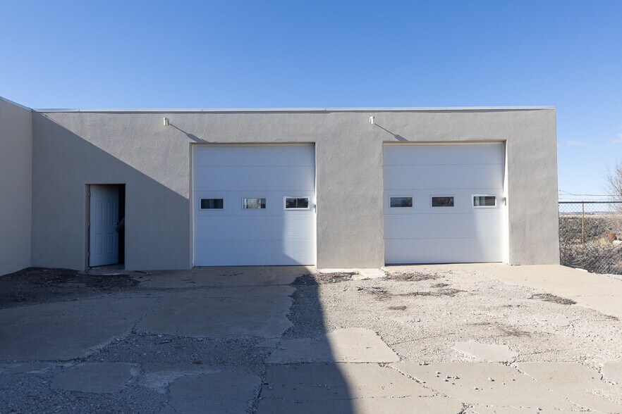 More Photos Of 27 S Broadway, Cortez Flex For Sale