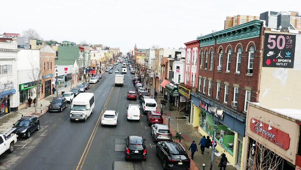 More Photos Of 6110 Bergenline Ave, West New York Storefront Retail Residential For Lease