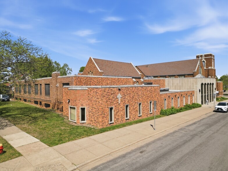More Photos Of 1115 Greenbrier St, Saint Paul Religious Facility For Sale