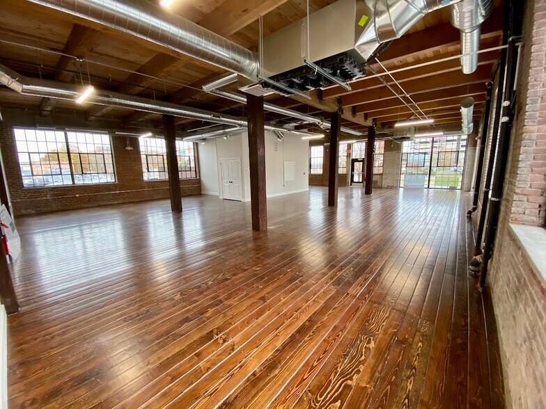 More Photos Of 1100-1102 N Delaware Ave, Philadelphia Office For Lease