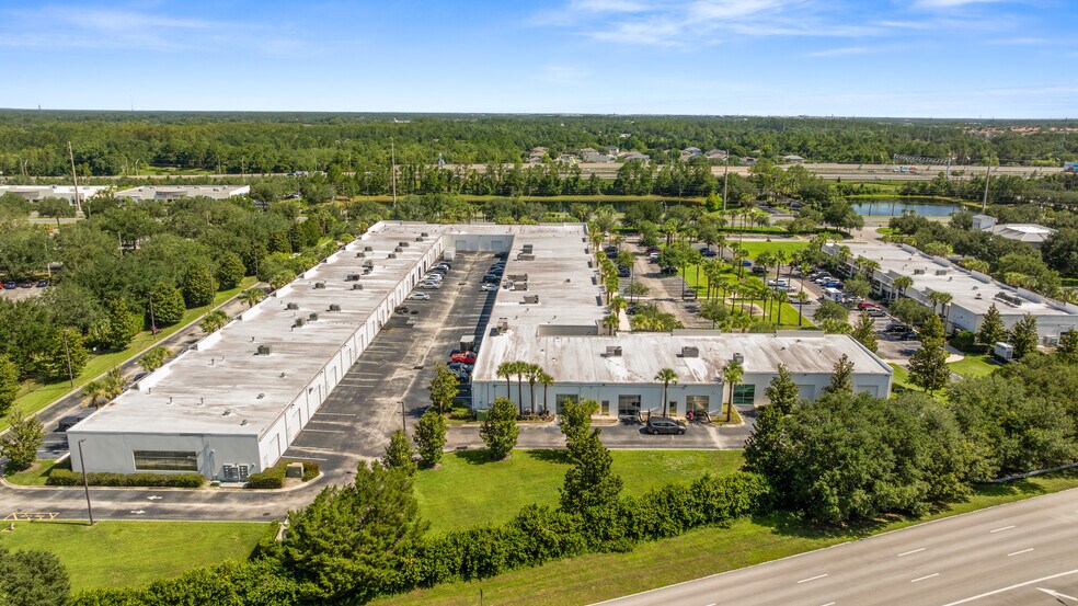 More Photos Of 11602 lake underhill Rd, Orlando Flex For Lease