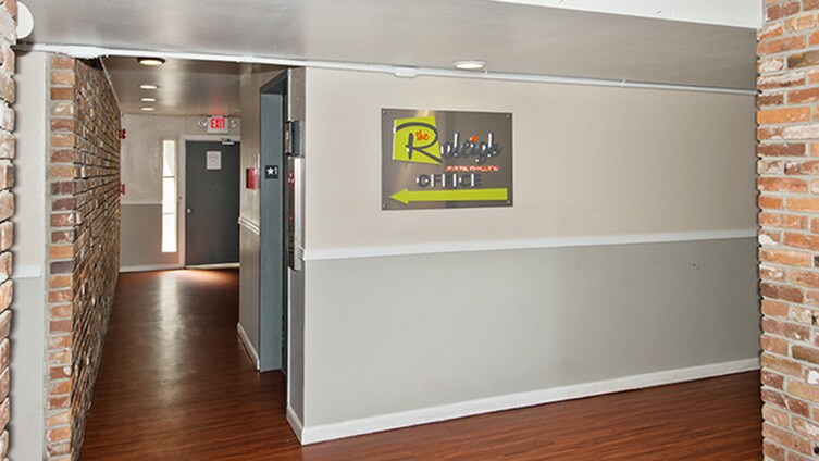 More Photos Of 12411-12415 Ambaum Blvd SW, Seattle Apartments For Sale