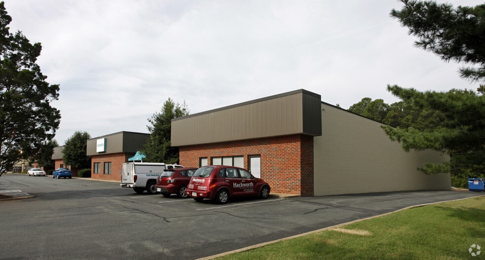 More Photos Of 5102-5114 Glen Alden Dr, Richmond Warehouse For Lease