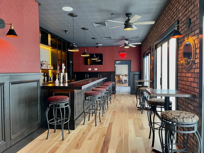 More Photos Of 141 Mansion Ave, Staten Island Restaurant For Sale