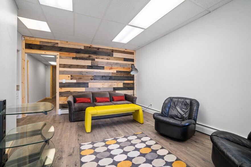 More Photos Of 5913 Tower Ave, Superior Flex For Sale