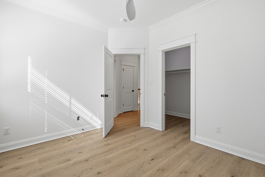 More Photos Of , Savannah Specialty For Sale