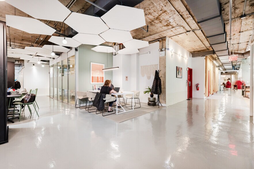 More Photos Of 45 W 67th St, New York Coworking Space